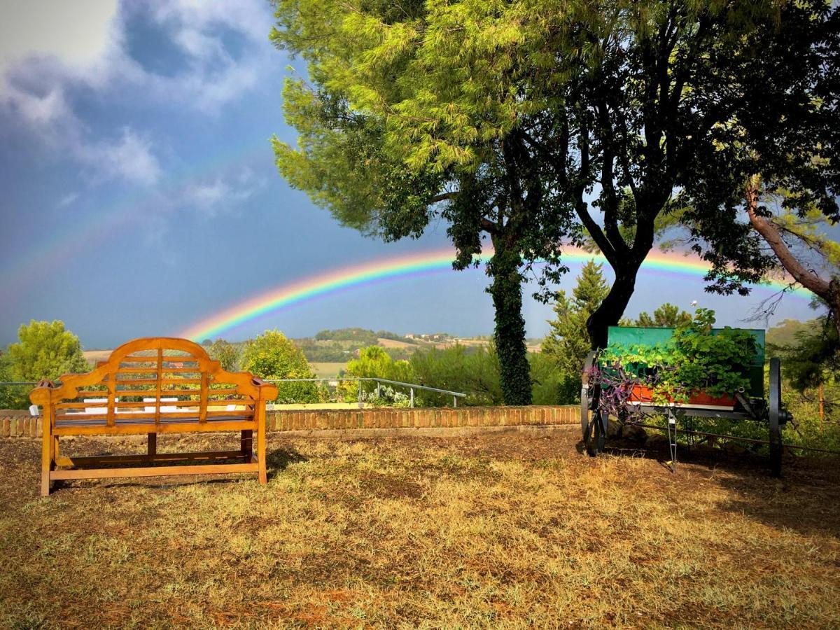 Il Colle Delle Terrazze Hotel Fano Buitenkant foto