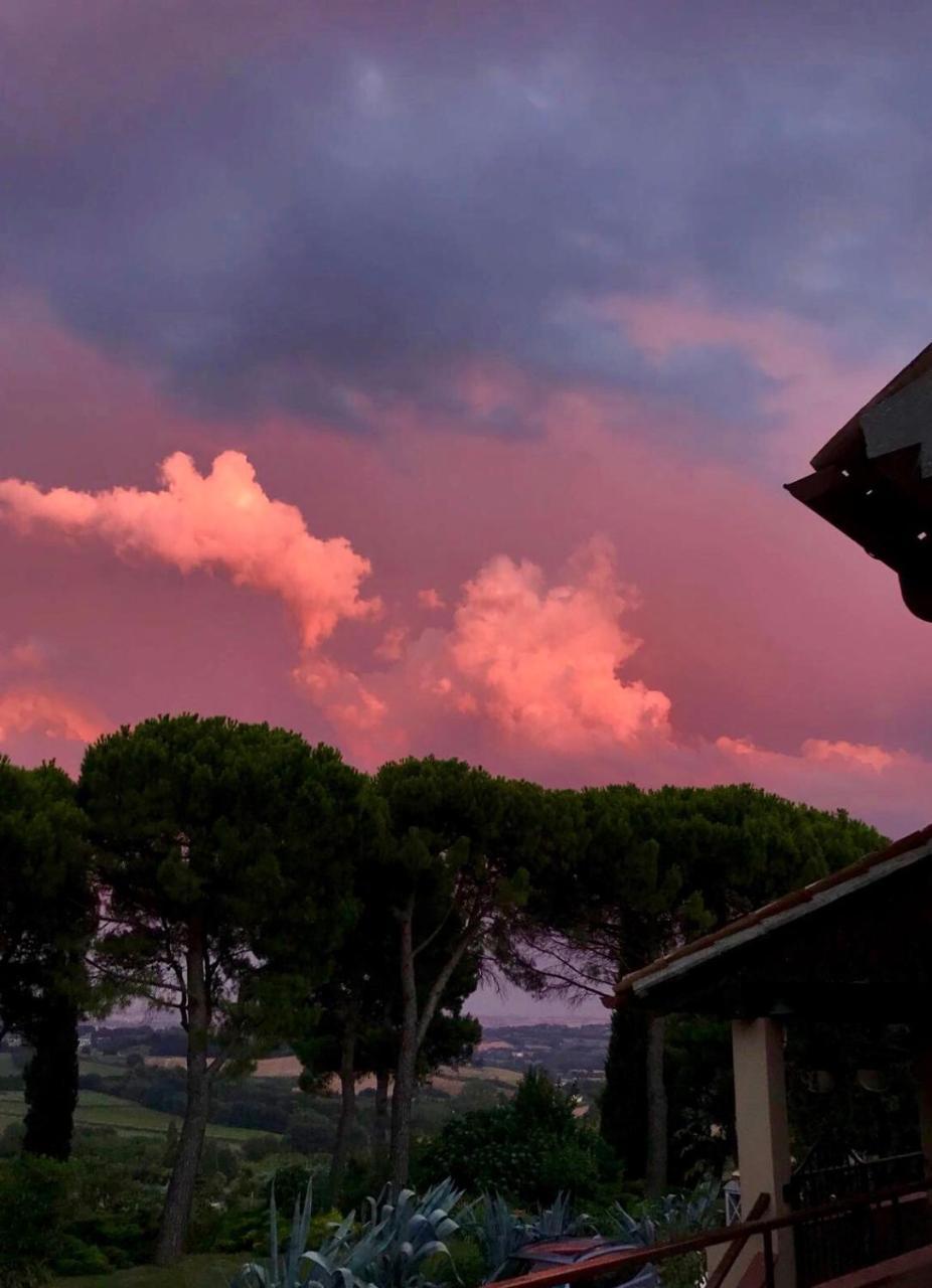 Il Colle Delle Terrazze Hotel Fano Buitenkant foto